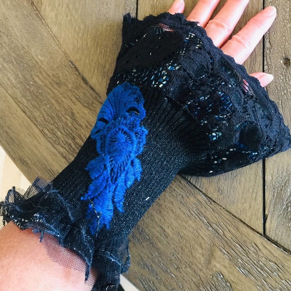 Hand Crafted Jewelry - Handmade goth stretch lace black glovelet